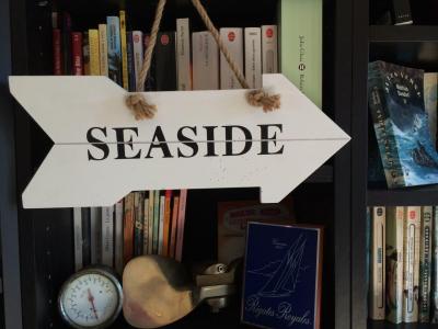 Le salon bibliothque